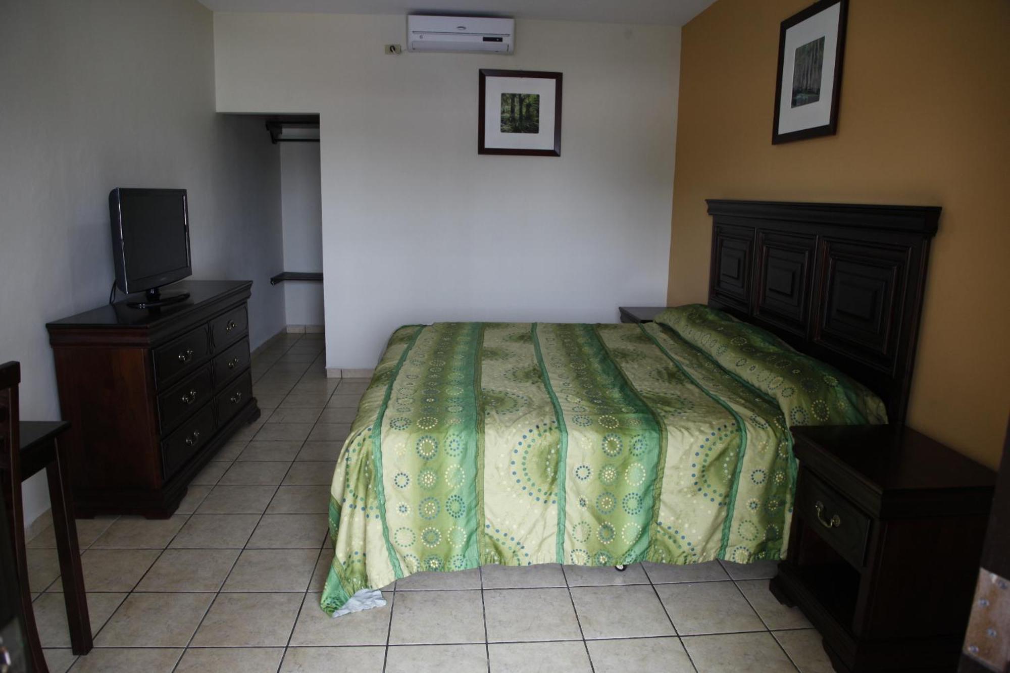 Apart Hotel Pico Bonito La Ceiba Værelse billede