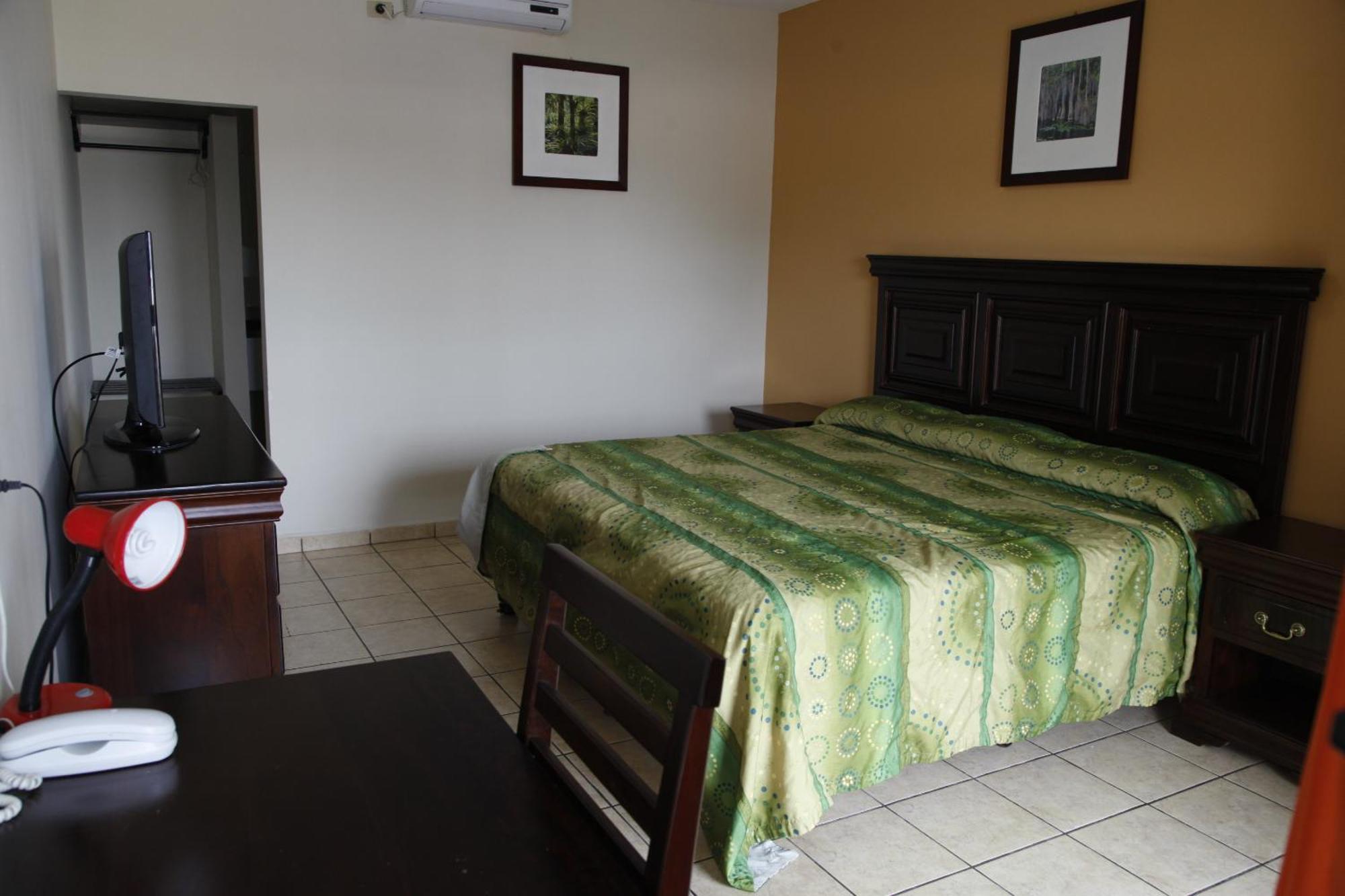 Apart Hotel Pico Bonito La Ceiba Værelse billede