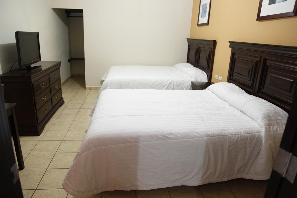 Apart Hotel Pico Bonito La Ceiba Værelse billede