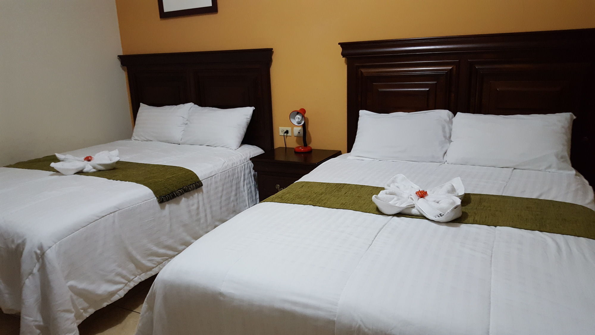 Apart Hotel Pico Bonito La Ceiba Eksteriør billede